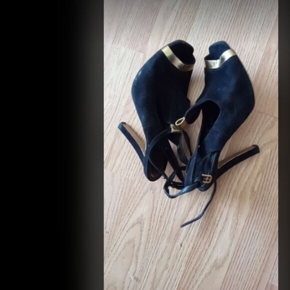 Yves Saint Laurent Women's Gold Peep Toe Heels Sz 37 - Picture 7 of 10